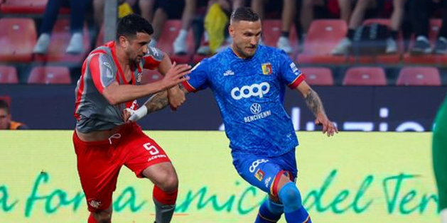 Il Catanzaro crolla a Cremona, sfuma il sogno serie A