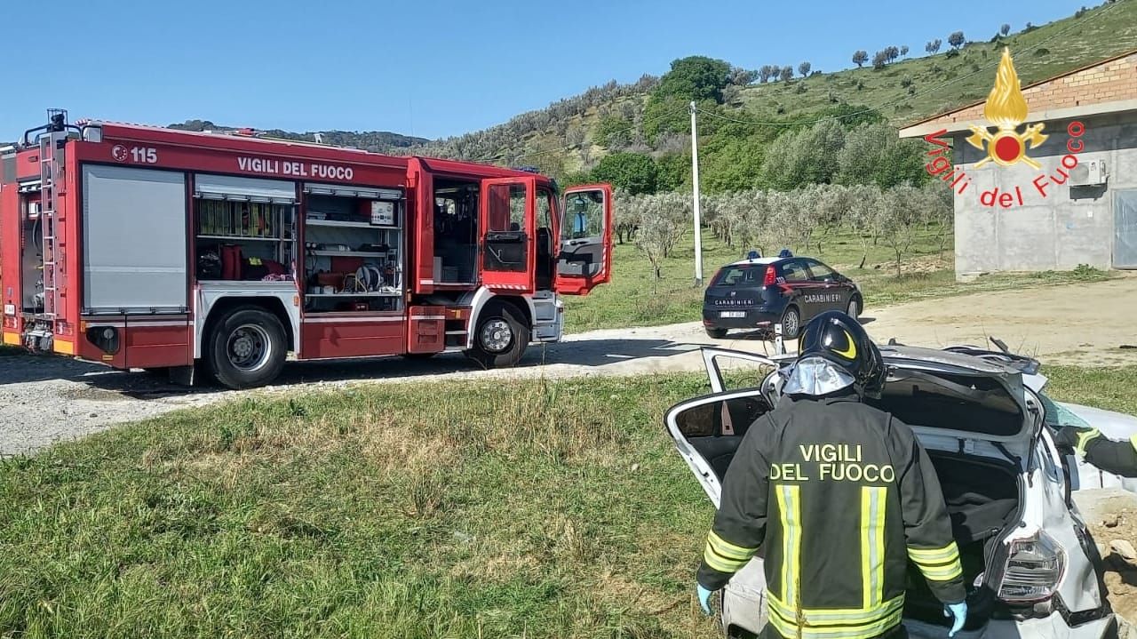 Incidente a San Floro, ferite una bimba di pochi mesi e sua madre
