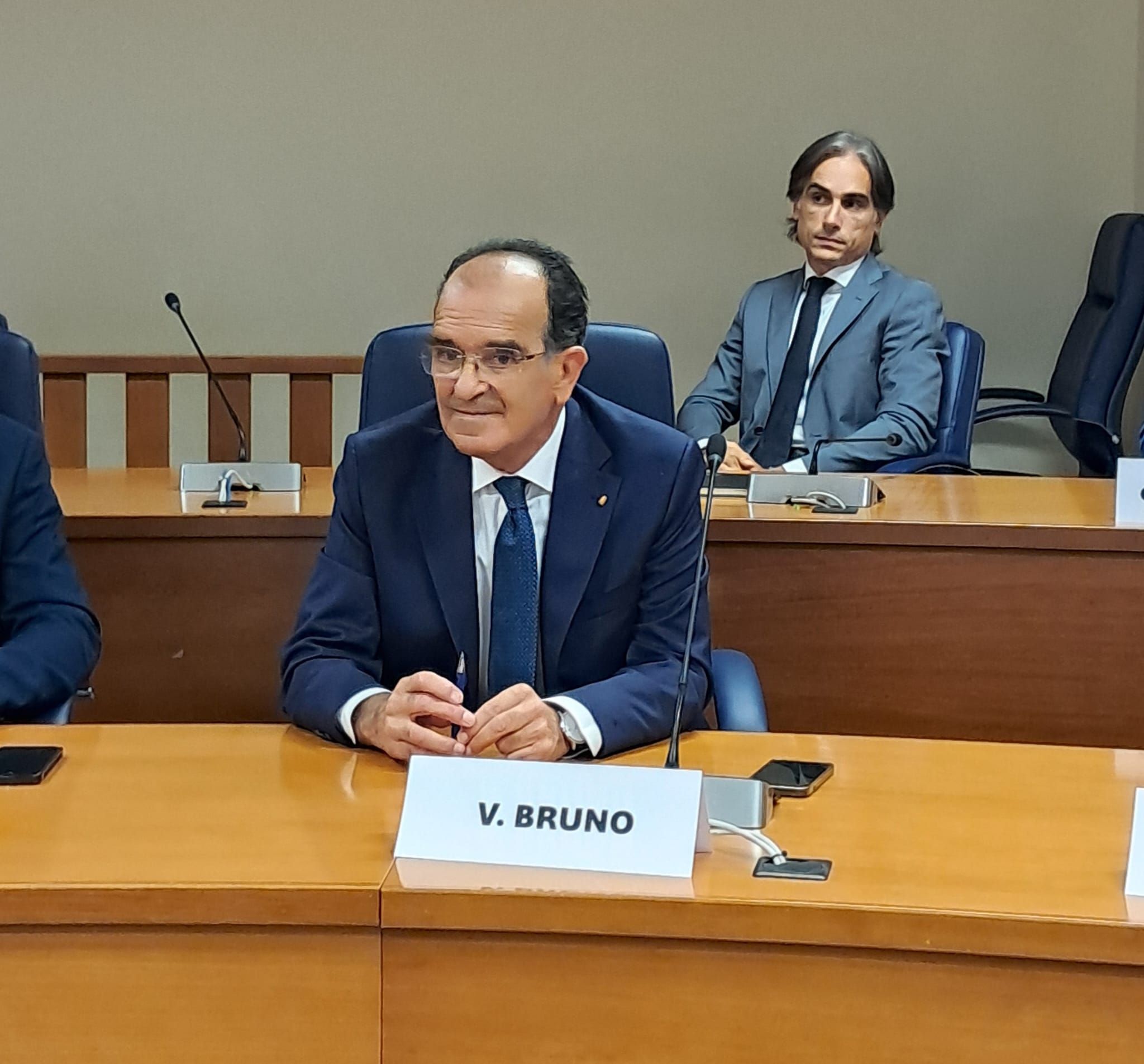 «Chi protesta per continuare a lavorare merita risposte, non una porta chiusa»