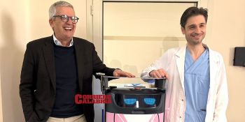 Ospedale di Cosenza, tre robot OSS dedicati all’igiene del paziente