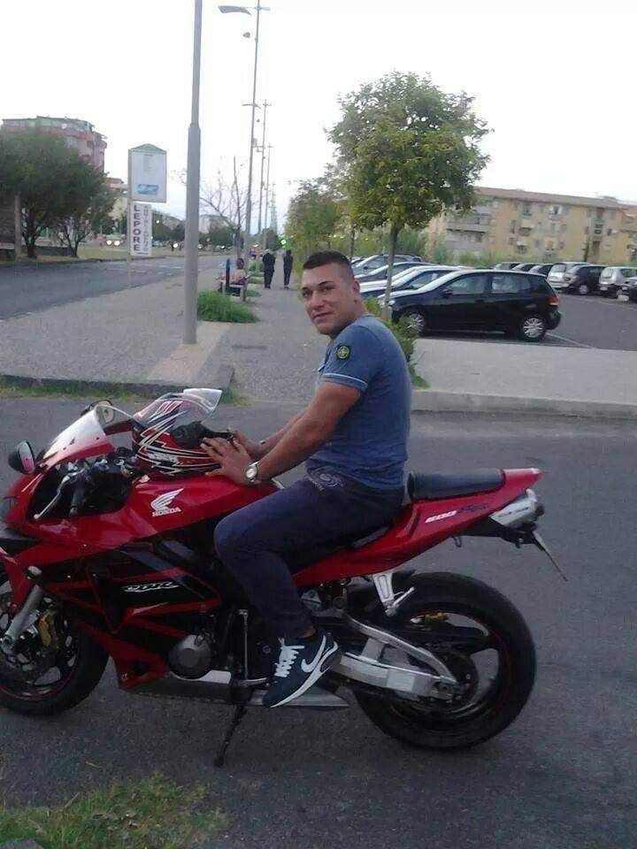 Omicidio Taranto, a soqquadro la casa di uno dei sospettati