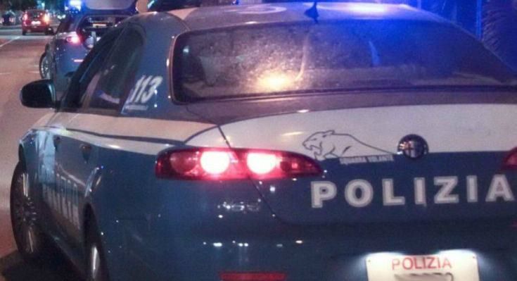 Cosenza, intimidazione a un bar appena aperto