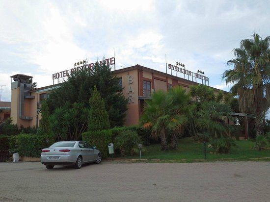 «L'Hotel Sybaris resta confiscato»