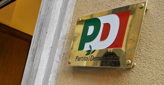 Tra rinnovamento ed esclusioni, la lunga attesa del Pd calabrese