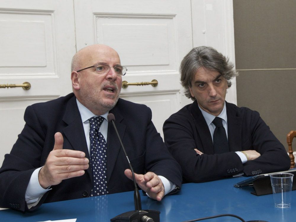 Emergenza rifiuti, nasce il coordinamento dei sindaci del Cosentino