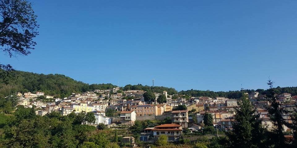 «Nessun documento dice che la fondazione di Serrastretta sia stata opera di famiglie di ebrei»