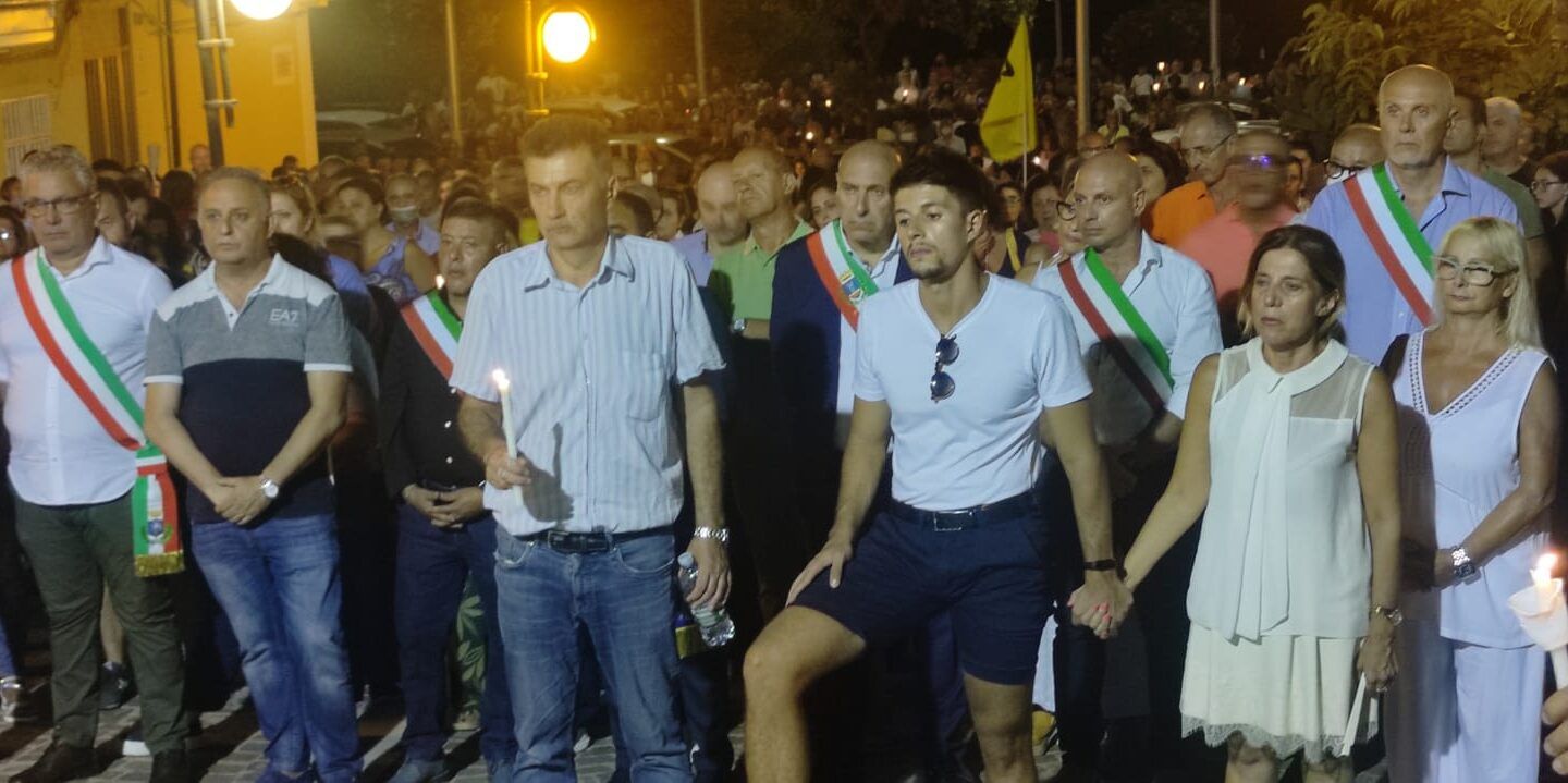 La mamma di Davide ai crotonesi: «Siate meno omertosi. Non state a guardare»