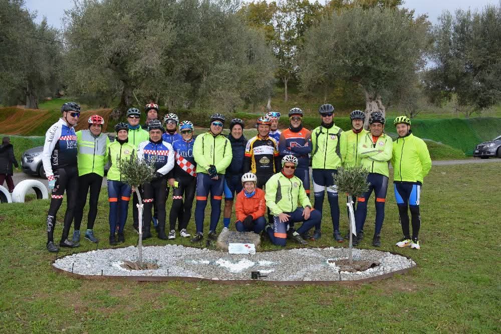 Una pedalata in memoria di Martina Piserà e del suo bambino, il ricordo della comunità – FOTO