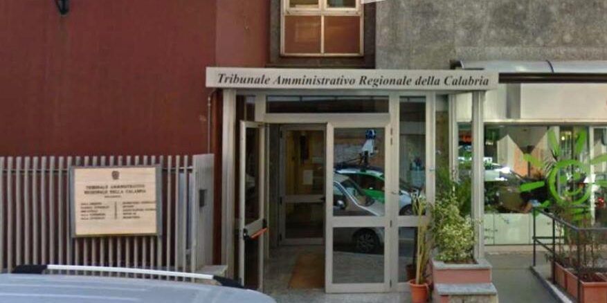 Il Tar boccia per la terza volta Stasi. Le scuole di Corigliano Rossano (fino alla prima media) devono riaprire