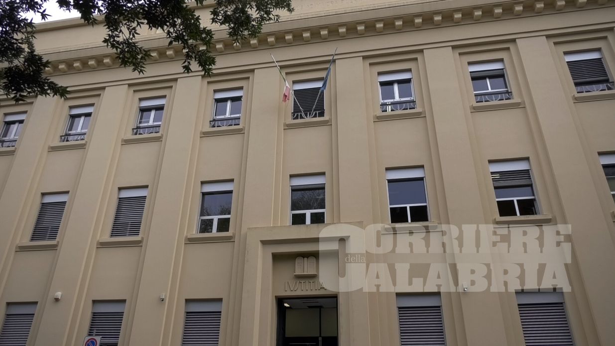 Rissa tra minorenni nel centro di Tropea, deferimento e ipotesi Daspo urbano