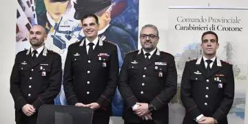 Carabinieri, a Crotone si insedia il nuovo comandante Pini. «Territorio delicato e complesso» – VIDEO