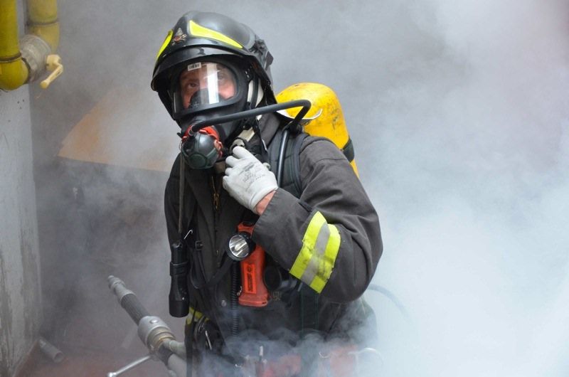 Vibo, date alle fiamme strutture destinate ai profughi