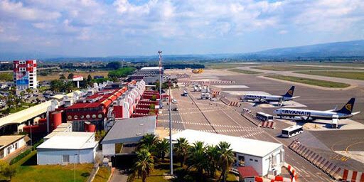 «Sacal ed Enac assicurino i controlli sul corretto funzionamento dei servizi all’aeroporto di Lamezia»