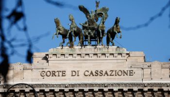 Bancarotta fraudolenta, la Cassazione annulla la condanna all’imprenditore Rocco Farfaglia