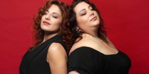 Le Ebbanesis e la magia della musica napoletana al Festival d’Autunno: «Tre ingredienti: ironia, gioco e personalità»