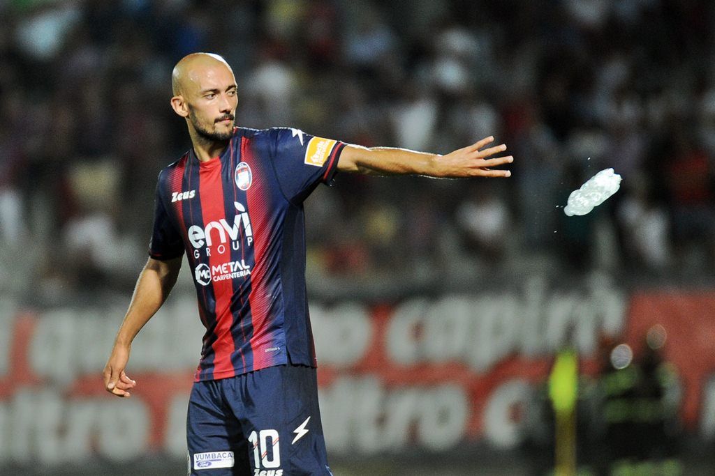 Benali non si muove da Crotone. Società a lavoro per il rinnovo e il nuovo ingaggio