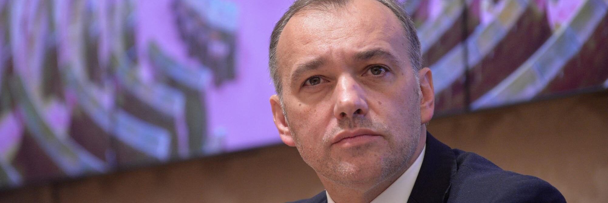 Matteo Richetti sviene in Aula, ricoverato al “Gemelli”