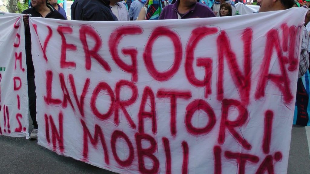 I lavoratori (senza diritti) utilizzati anche dai sindacati