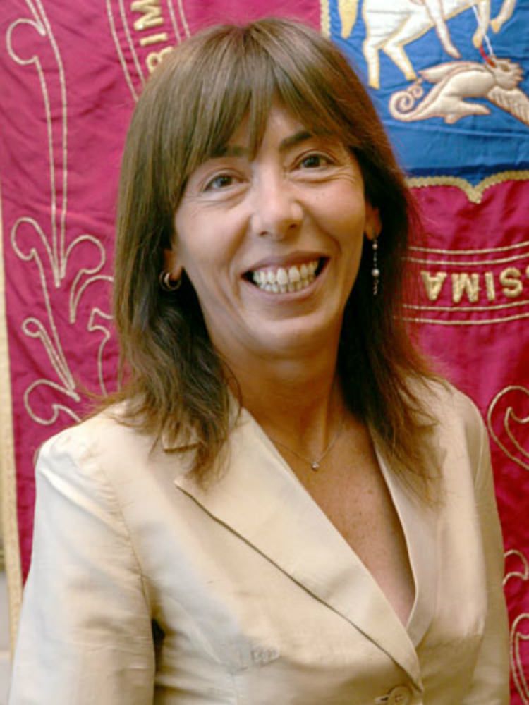 Le "unghie" della Minasi finiscono su Sette