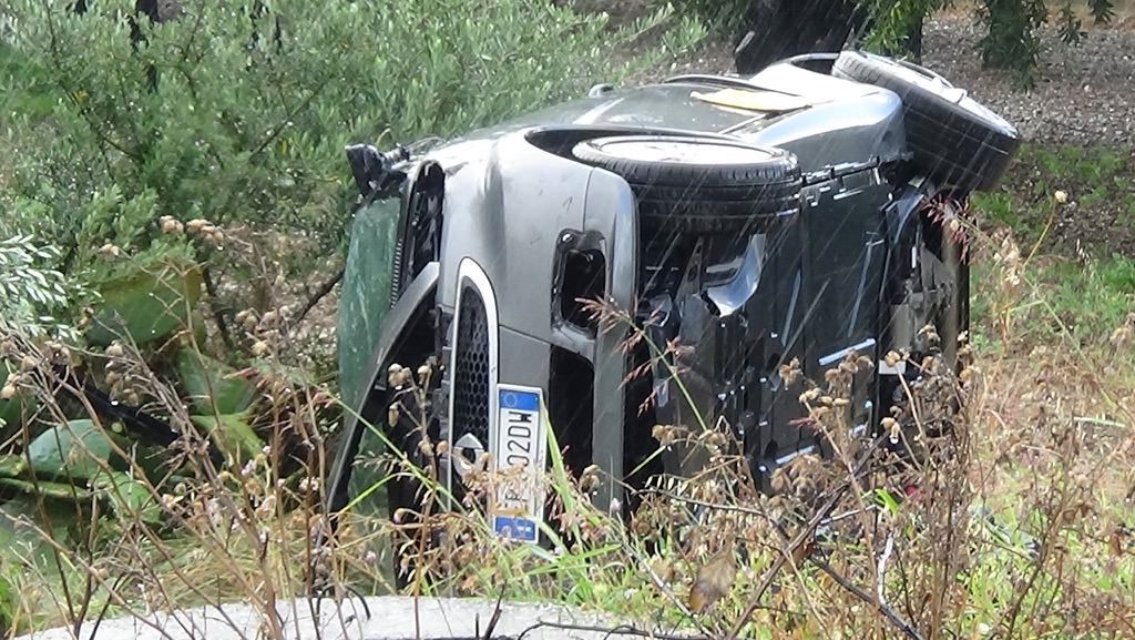 Si ribalta sul rettilineo, incidente mortale a Lamezia – VIDEO