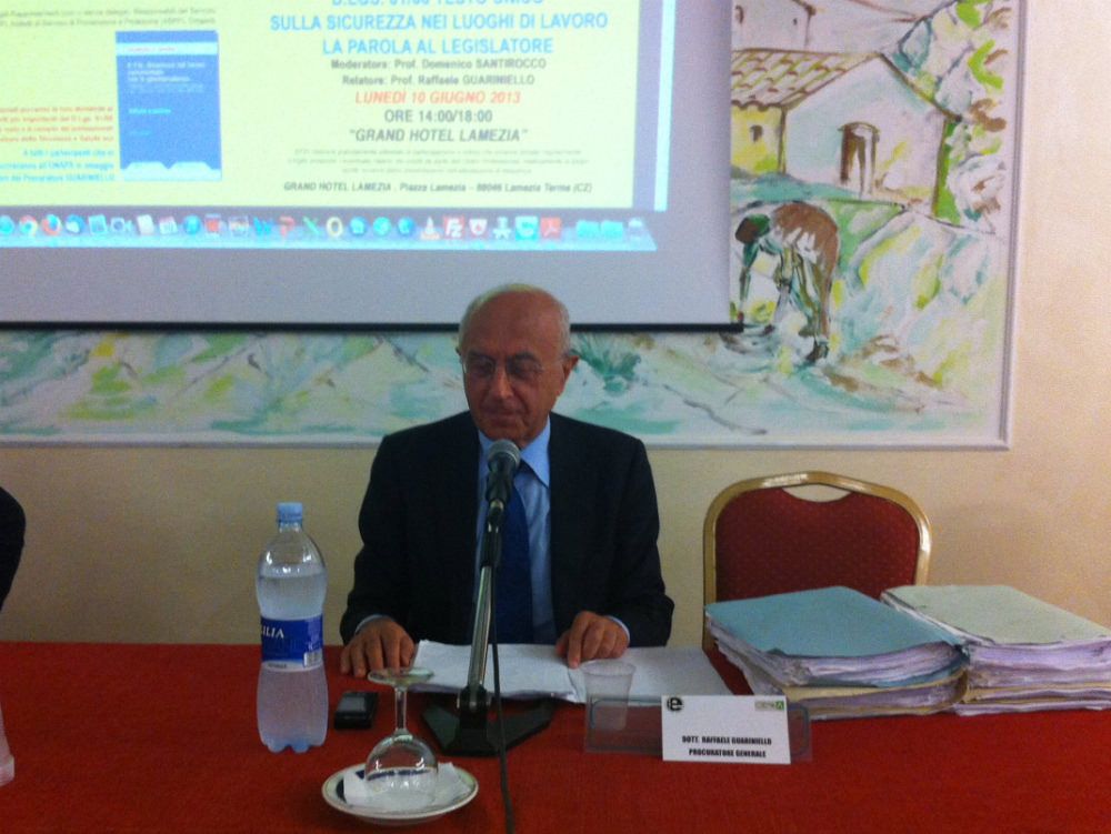 Guariniello: le scuole, un rischio per i nostri figli