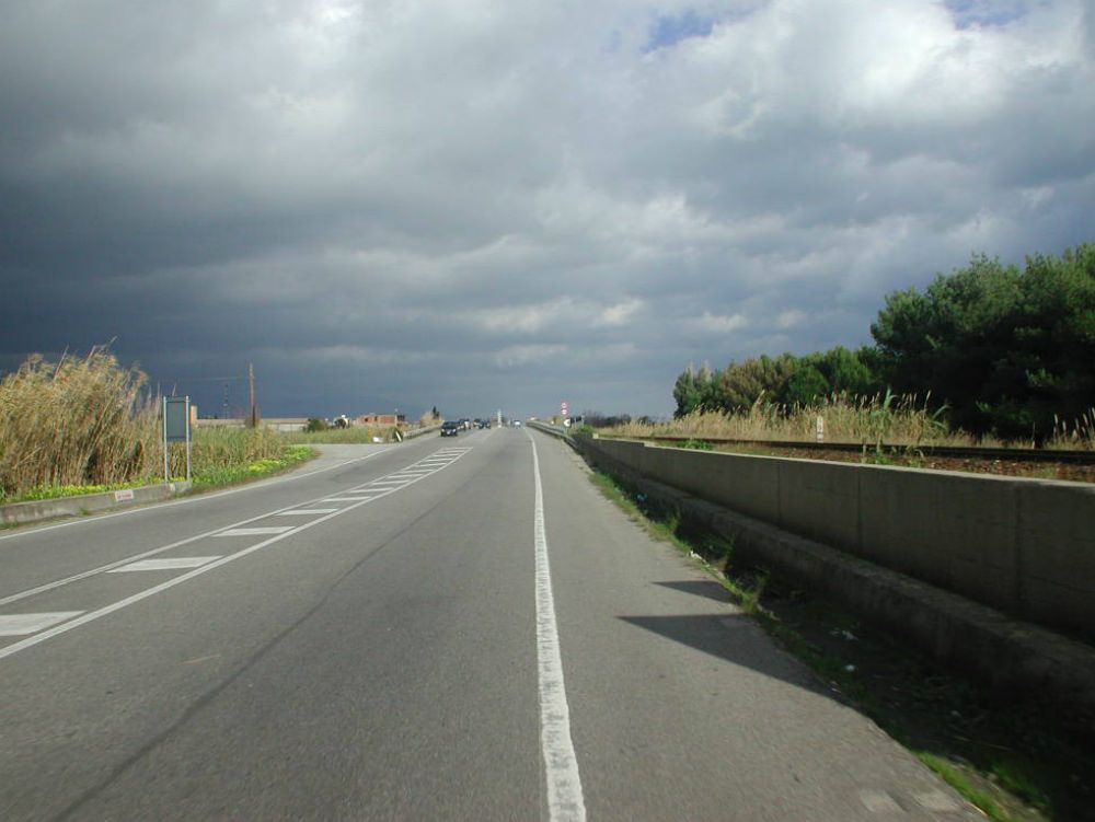 Statale 106, parziale chiusura a Crotone