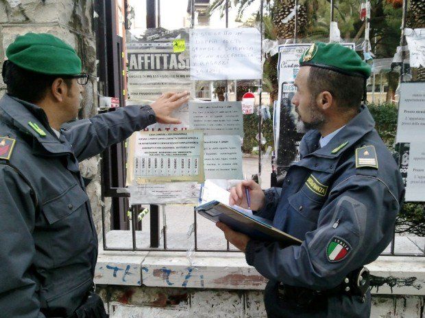 Affittava immobili non denunciati al fisco, scoperto evasore a Lamezia