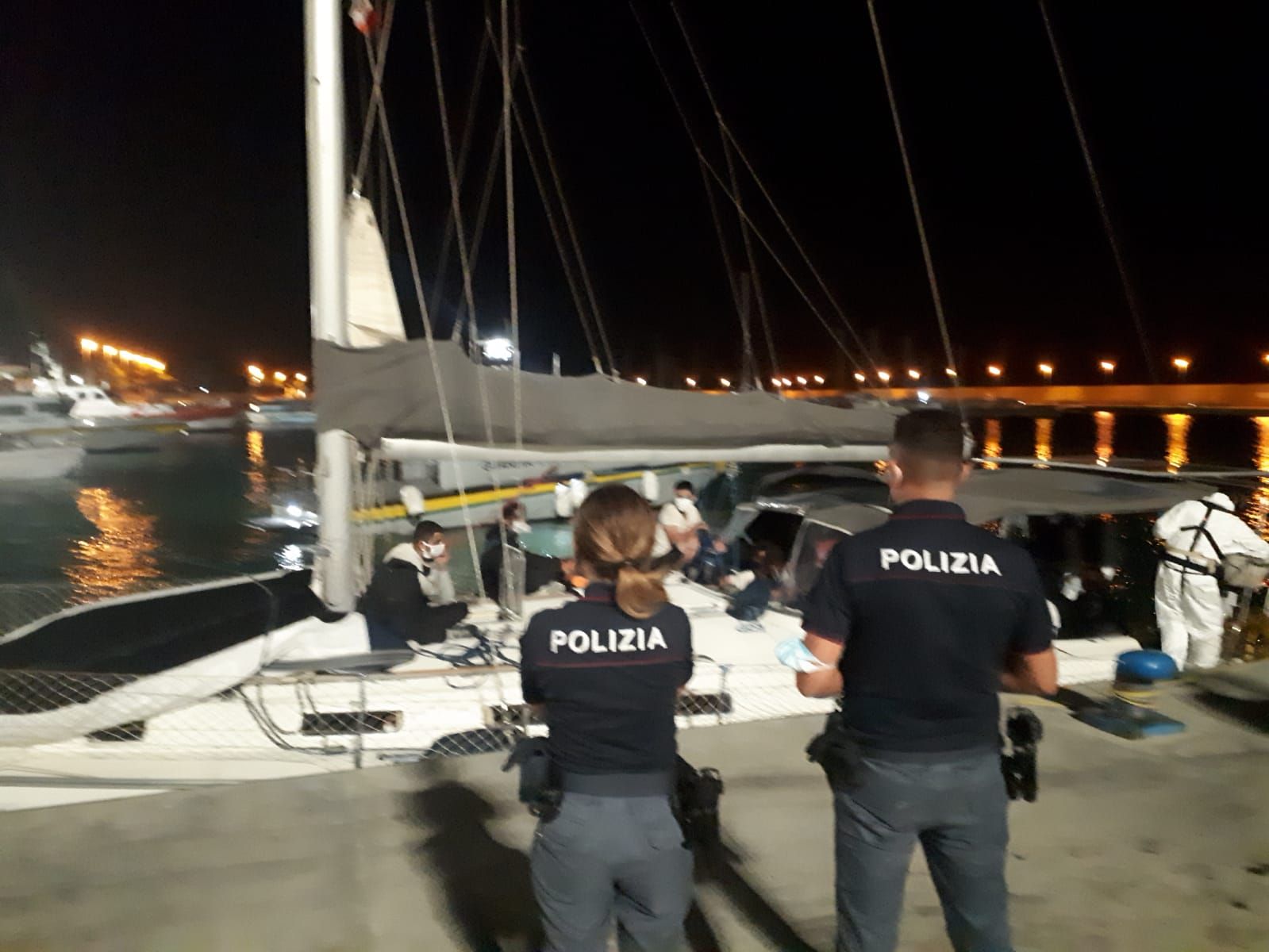 Sbarchi nel Reggino, fermati presunti scafisti