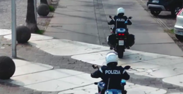 Controlli sul lungomare di Crotone, sanzionati cinque locali