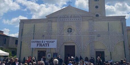 Frati lasciano il convento di Cutro dopo 400 anni. «Siamo rimasti in pochi»