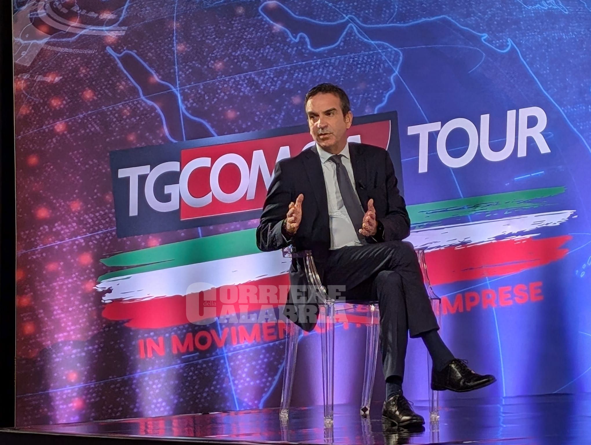 Voragine sulla SS280, Occhiuto: «Due settimane per la riapertura»