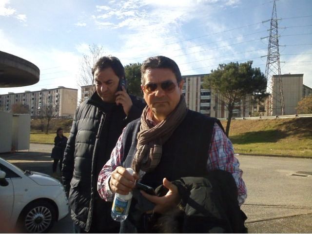 Il consigliere anti-rom protesta e i lavori si fermano