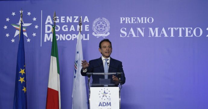 «Minenna può inquinare le indagini». E il gip “cambia idea” sull’arresto