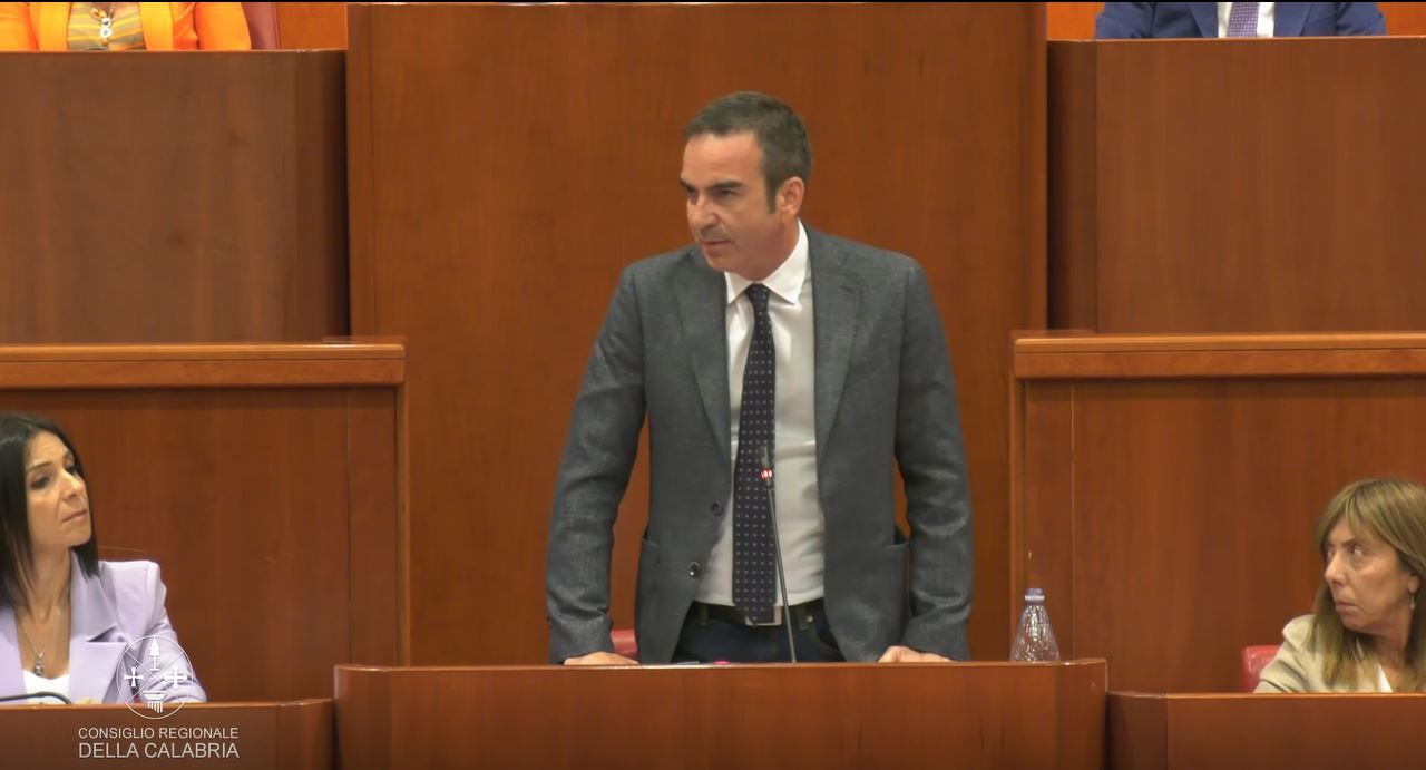 Occhiuto: «Il Pd dorme, noi in campo da mesi per recuperare i 104 milioni persi dai Comuni sull’acqua»