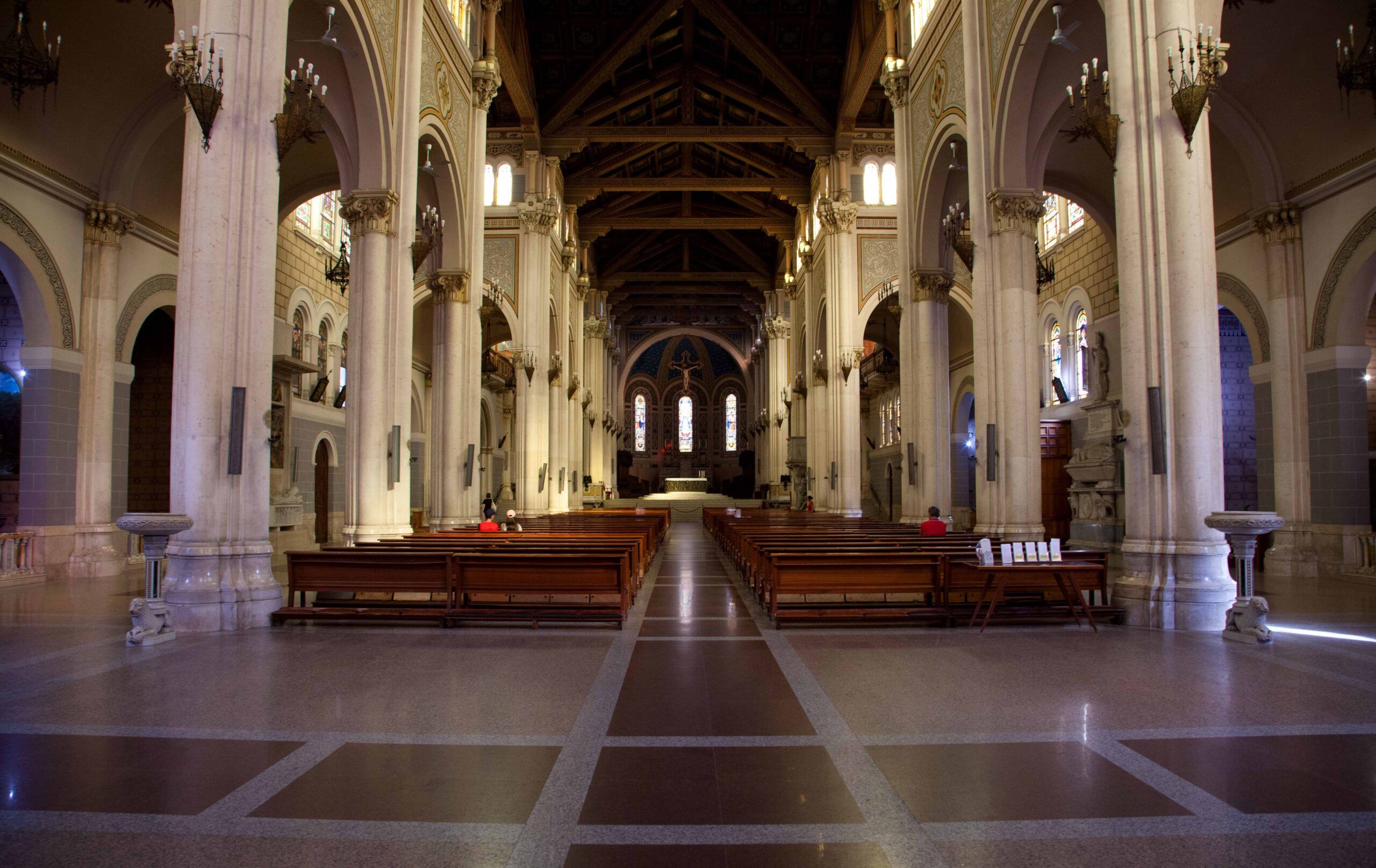 Domani su RaiUno la messa in diretta dal Duomo di Reggio Calabria