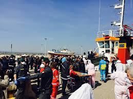 Sbarchi a Corigliano, fermati tre scafisti