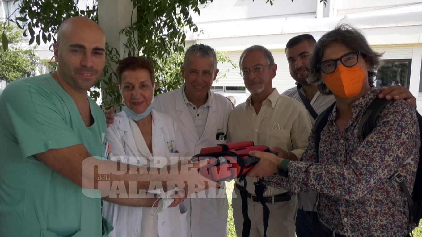 Un defibrillatore per il reparto di Psichiatria dell’ospedale di Lamezia Terme – FOTO E VIDEO