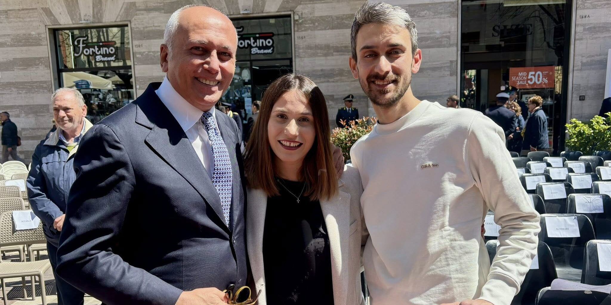 Neonata rapita a Cosenza, la madre alla Festa della Polizia: «Sofia è qui grazie a loro»