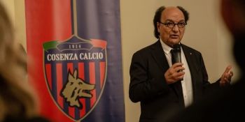 Cosenza, quando le parole non bastano più: Guarascio e la sua lettera che divide ulteriormente