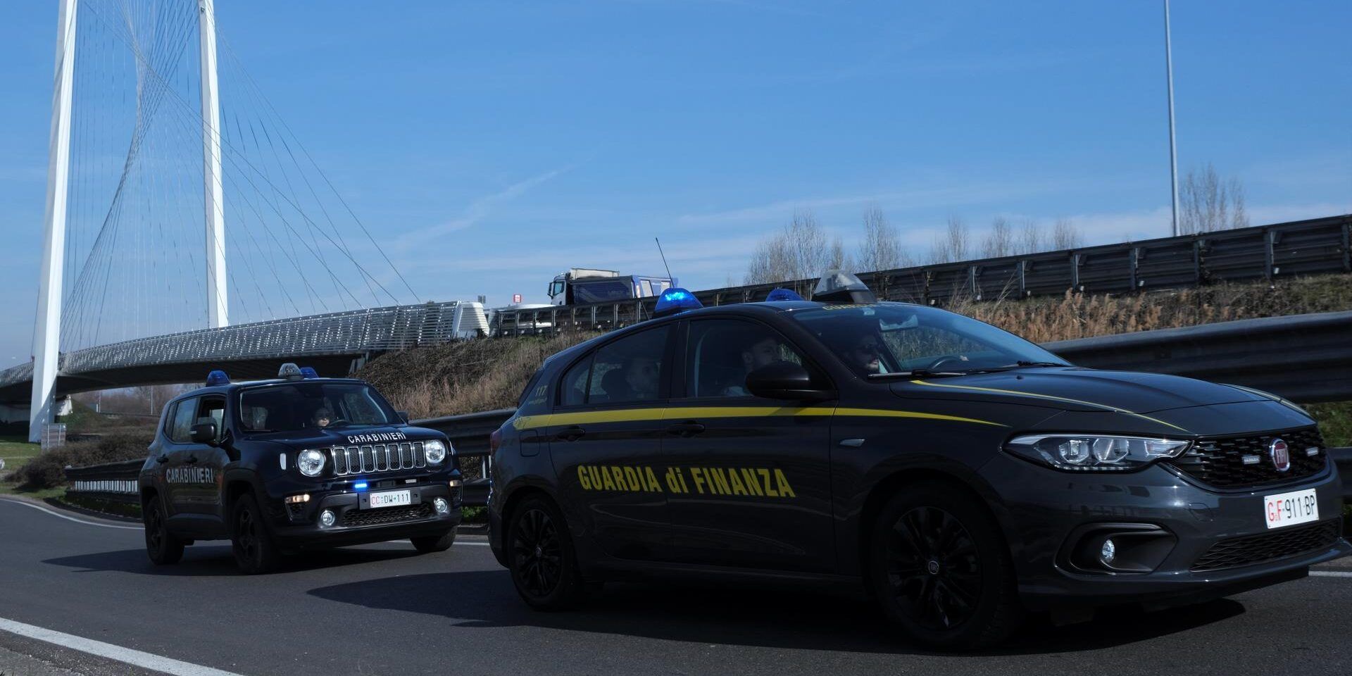 Blitz anti ‘ndrangheta a Reggio Emilia. 12 arresti e oltre 100 indagati (anche in Calabria)