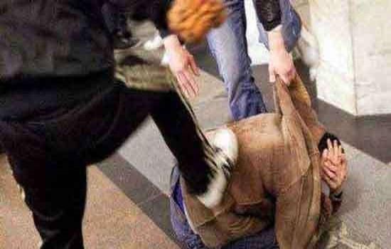 «Vuoi lavorare qui? Prima devi pagare». Artigiano aggredito a Cessaniti