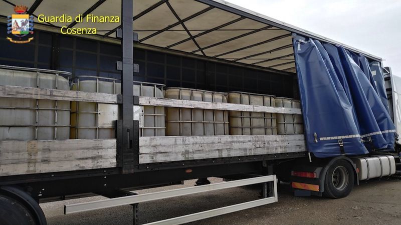 Truffa sul gasolio agricolo ed evasione fiscale da 23 milioni, 18 denunce