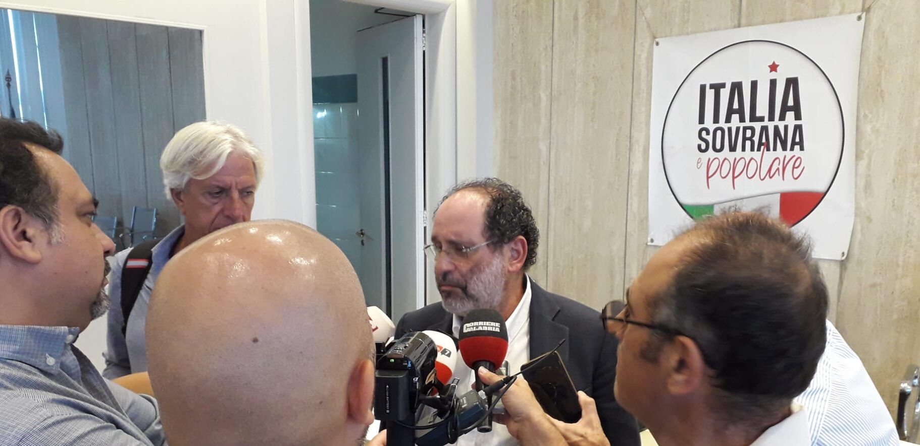 Ingroia: lotta alla ‘ndrangheta uscita dal dibattito politico, nemmeno M5S e de Magistris hanno le carte in regola – VIDEO