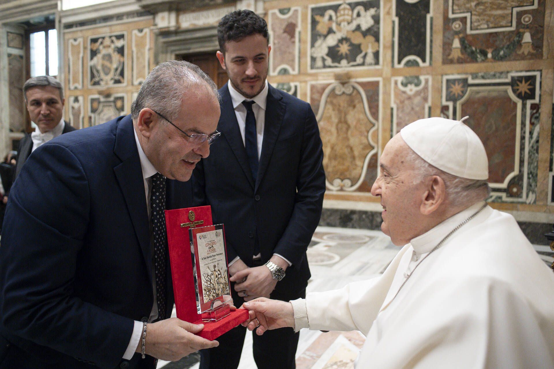 Michele Affidato incontra Papa Francesco in occasione del “Concerto con i poveri”