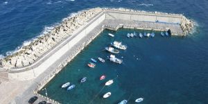 Dramma a Scilla: trovato il cadavere di un uomo nel porto. Indagini in corso