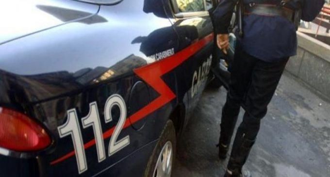 Catanzaro, badante accoltellata a un braccio