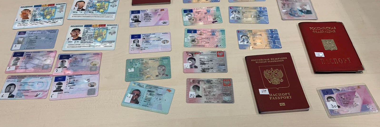 Documenti falsi per la permanenza e l’ingresso di stranieri: gruppo smantellato