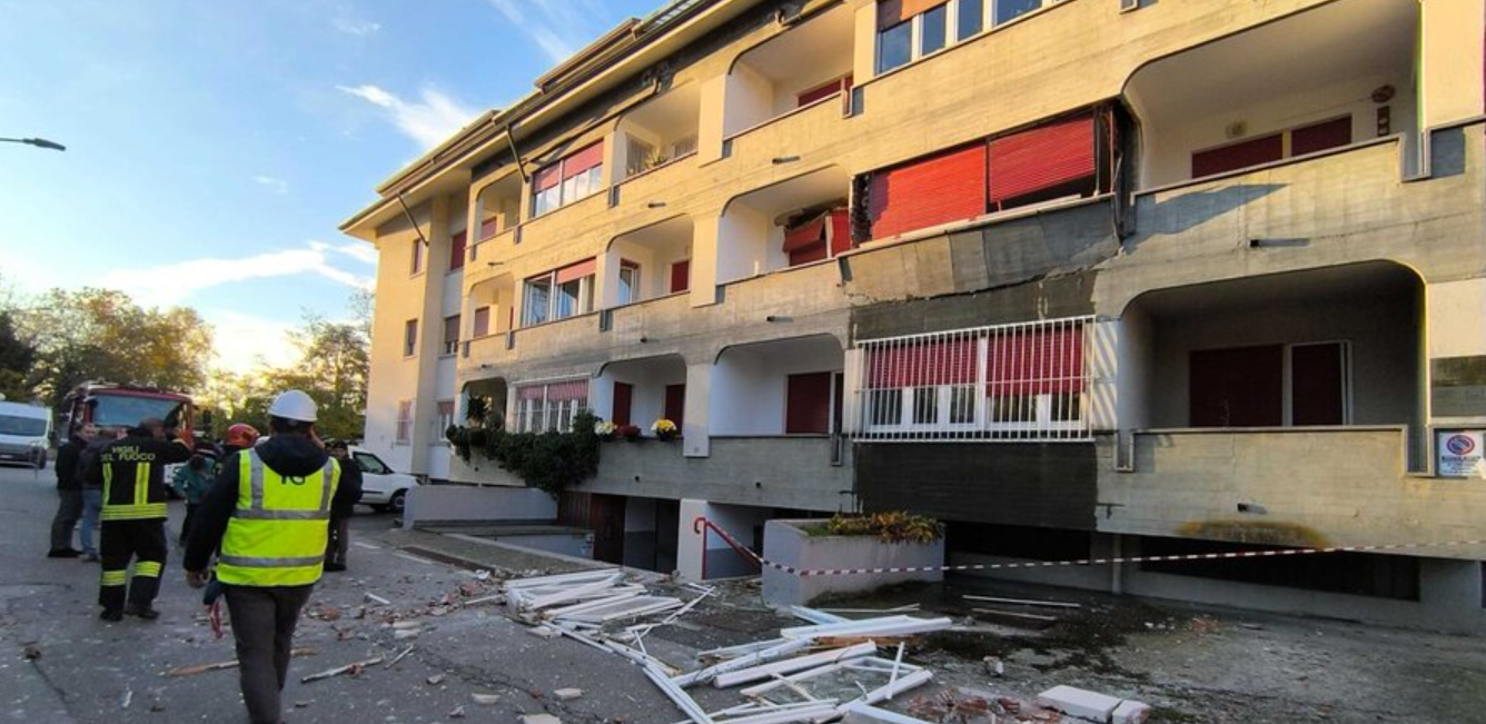 Esplode una palazzina, due feriti di cui uno grave