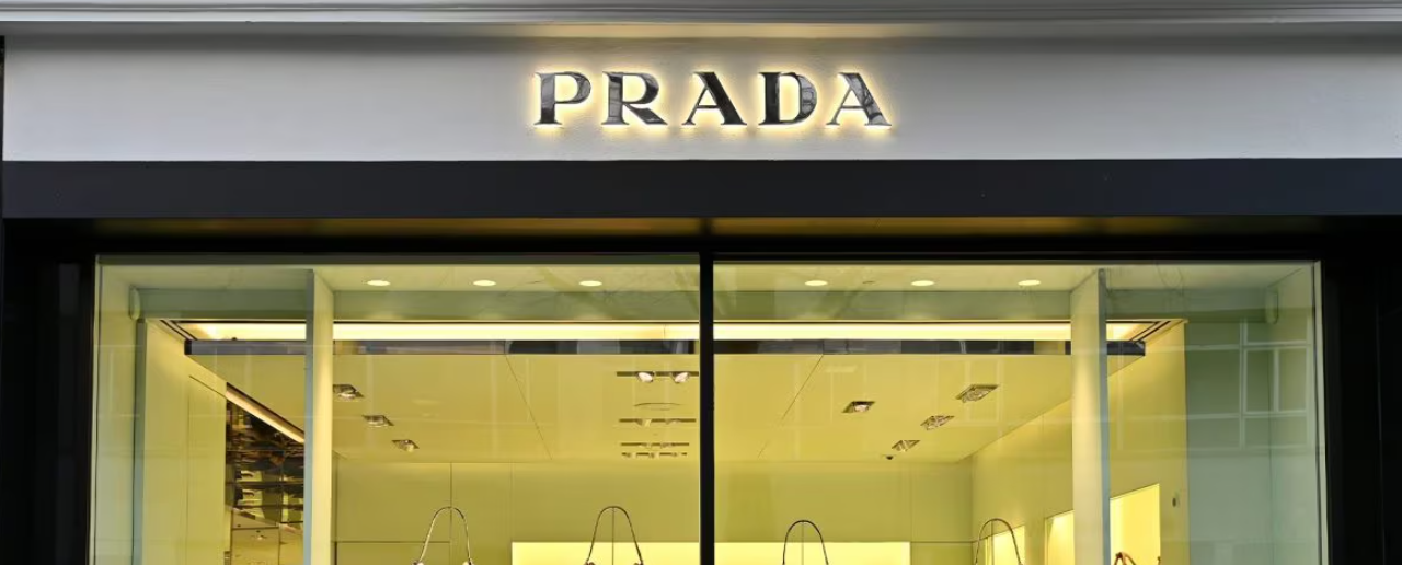 Prada compra Versace per 1,25 miliardi