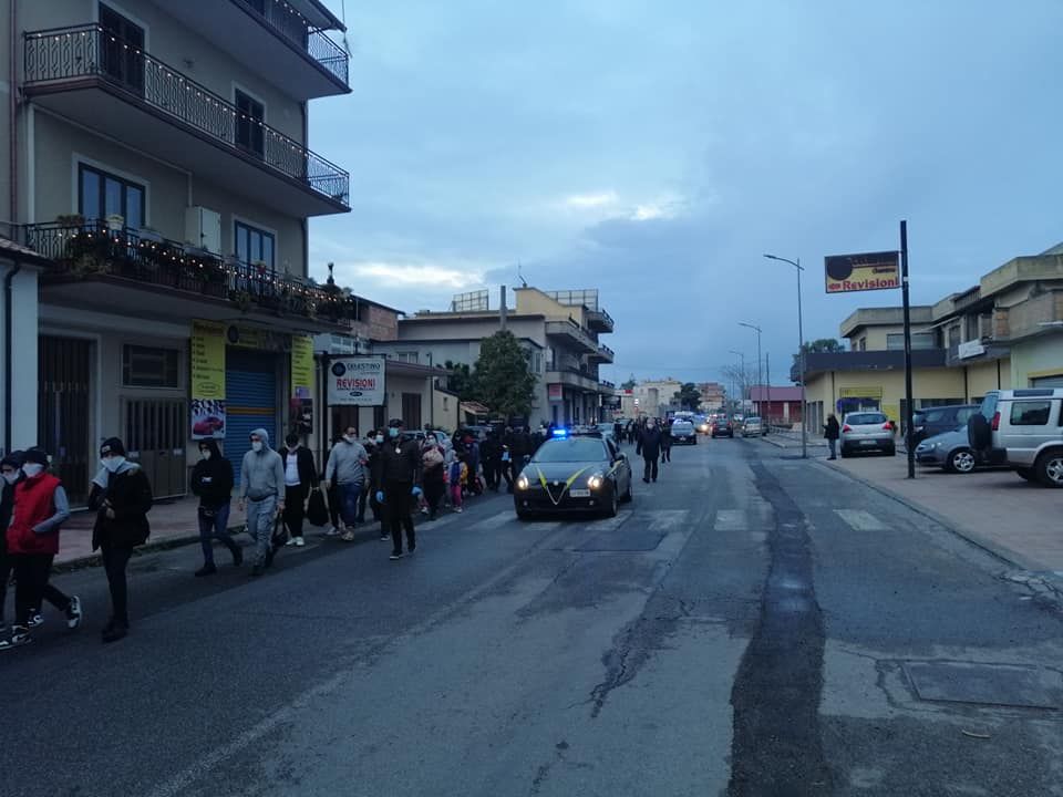 Oltre 100 migranti sbarcano nella Locride, Calabrese chiede aiuto